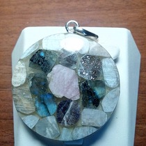 Кулон : мозаика из турмалина, лунного камня. Мельхиор.