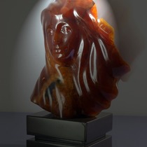 Скульптура Дева. Резьба по камню Симбирцит
