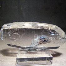 Рыбка, плоский кристалл кварца