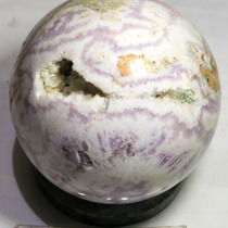 №3184 Аметистовый кварц, м-е Архарлы, Казахстан, шар, диаметр 115мм, 14000руб